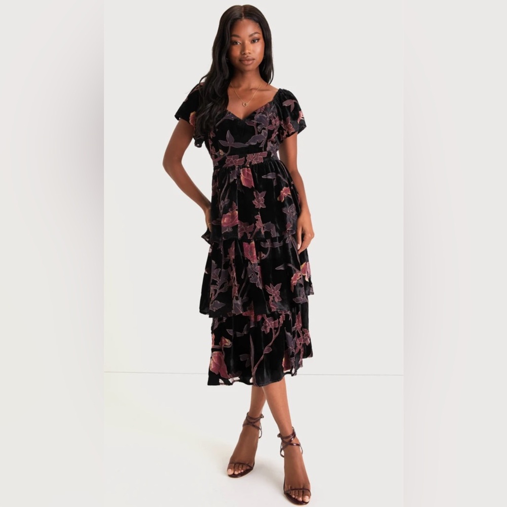 LULUS OH SO LOVELY BLACK FLORAL BURNOUT VELVET TIERED MIDI DRESS BRAND NEW